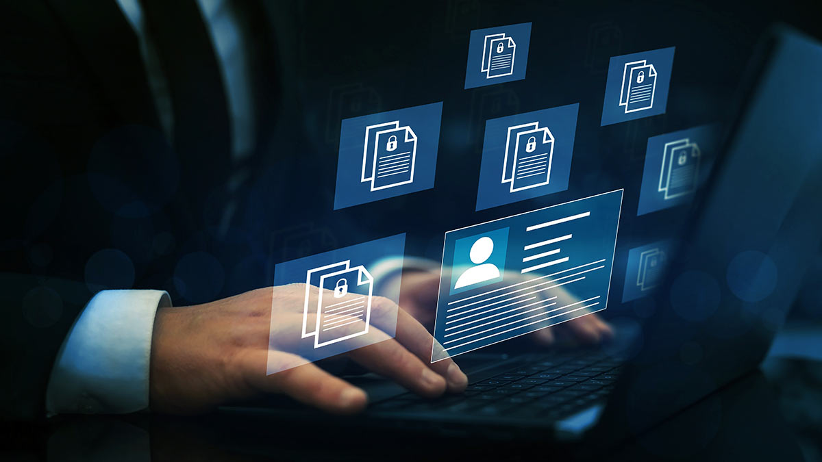 Минцифры смягчает правила обработки данных: эксперт предупреждает об утечках