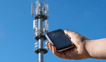 Операторов связи обяжут отключать услуги по запросу ФСБ