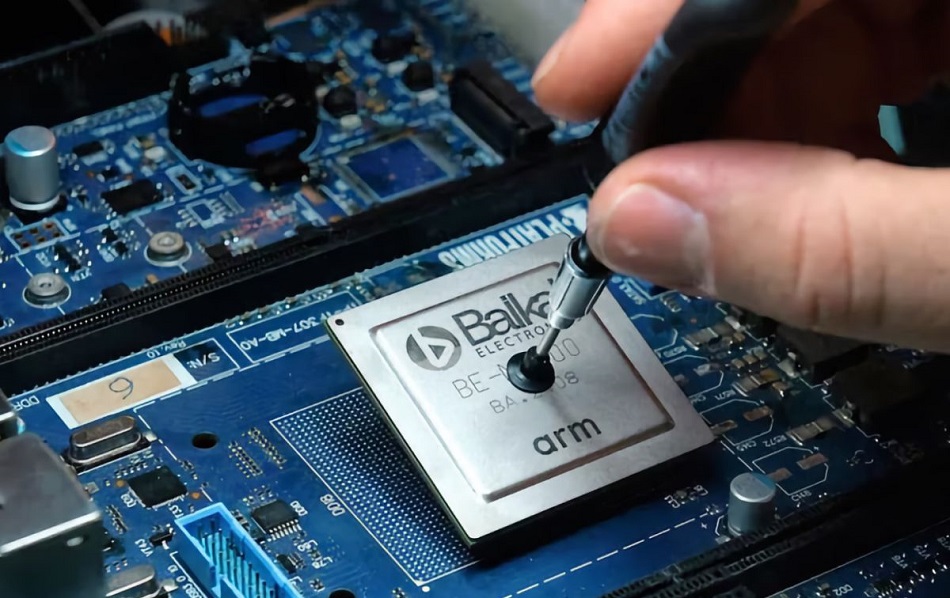 Завершился эксперимент по корпусированию российских процессоров Baikal M