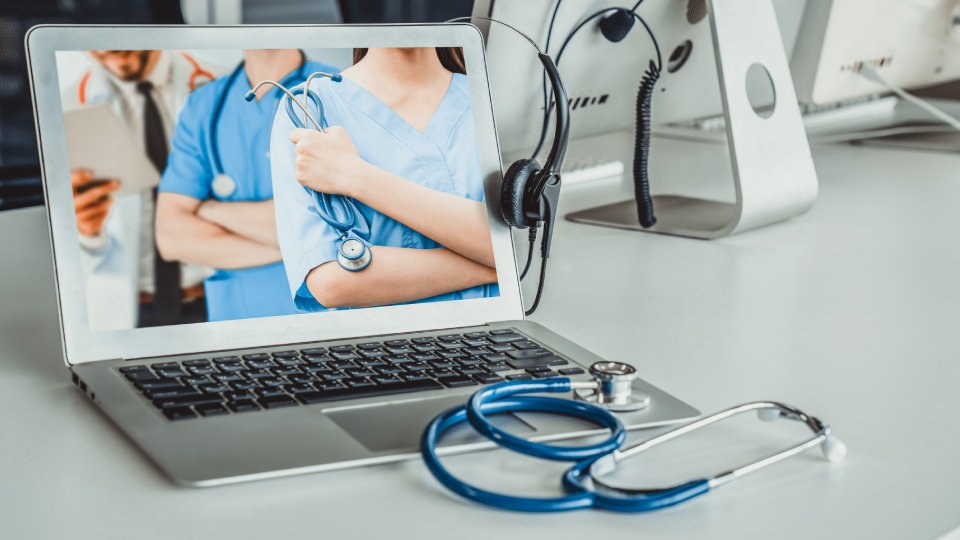 Каждый седьмой россиянин обращался к нейросетям по медицинским вопросам