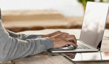 В Минцифры рассматривают возможность введения маркировки ИИ-контента