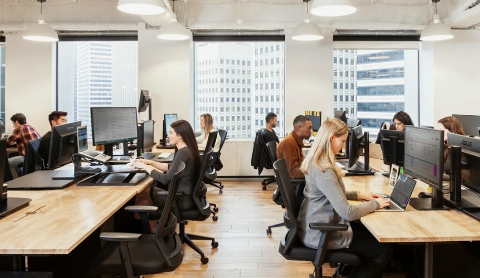 Команды с «жесткой» лексикой отстают на 30% по продуктивности