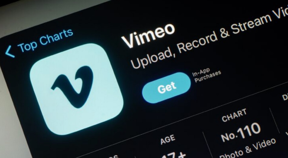 Российский бизнес ускоряет переход на отечественные видеоплатформы из-за сбоев в работе Vimeo