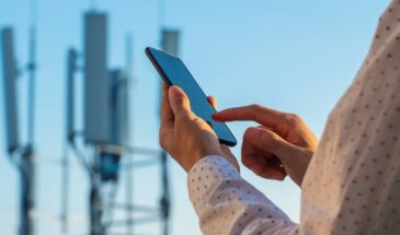 Минцифры обновило «белый список» сервисов, доступных при ограничении мобильного интернета