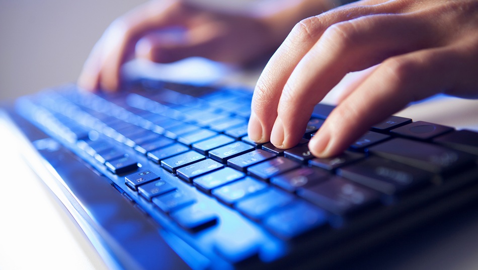 Cursor 2.4 представил Subagents и встроенную генерацию изображений