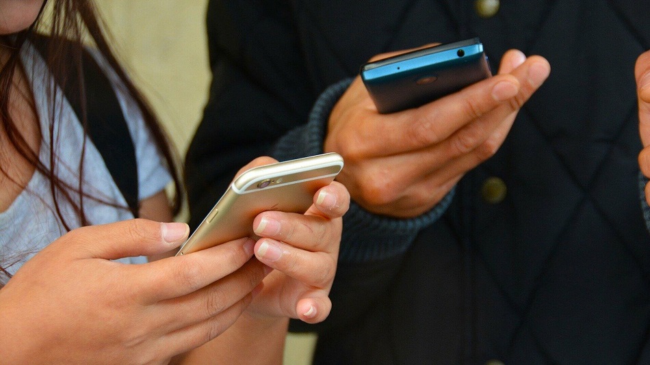 ФСБ получит право отключать мобильный и домашний интернет