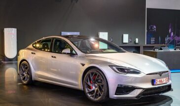 Tesla прекращает производство автомобилей Model S и X