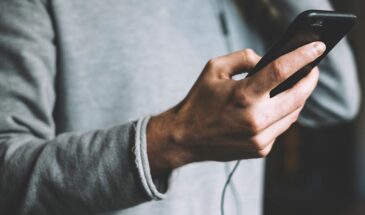 52% россиян назвали навязывание услуг главной проблемой мобильных операторов