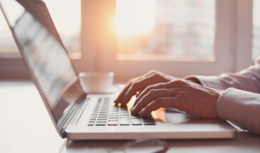 Эксперты hh.ru назвали топ-7 профессий, которые появились благодаря ИИ