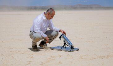 Нобелевский лауреат нашел способ добывать воду из воздуха в пустыне