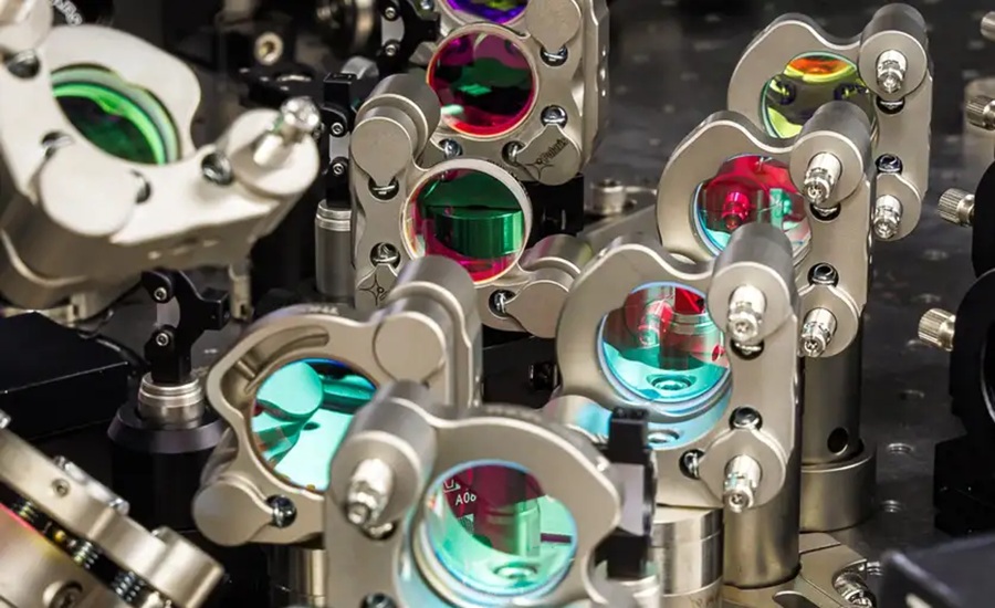 Microsoft создала носители для данных, способные хранить информацию тысячи лет