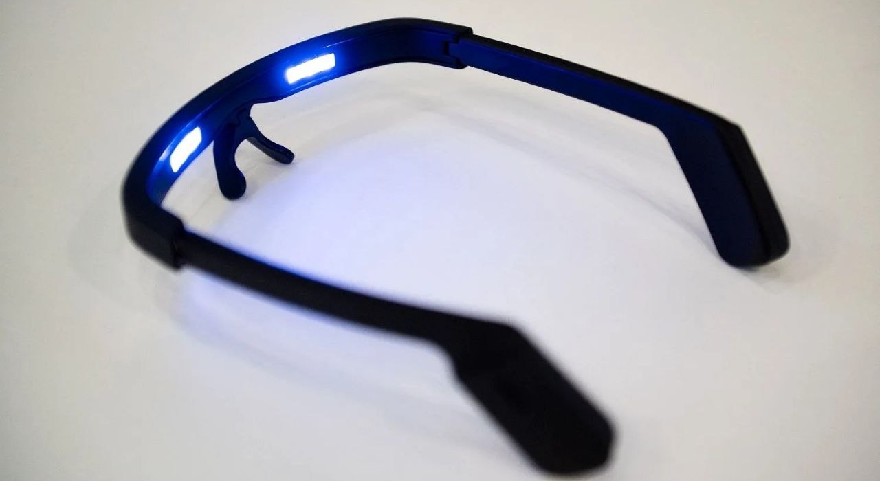 В Ростехе представили светотерапевтические очки для адаптации к полярной ночи