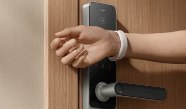 Xiaomi представила умный замок с распознаванием отпечатков пальцев с помощью ИИ