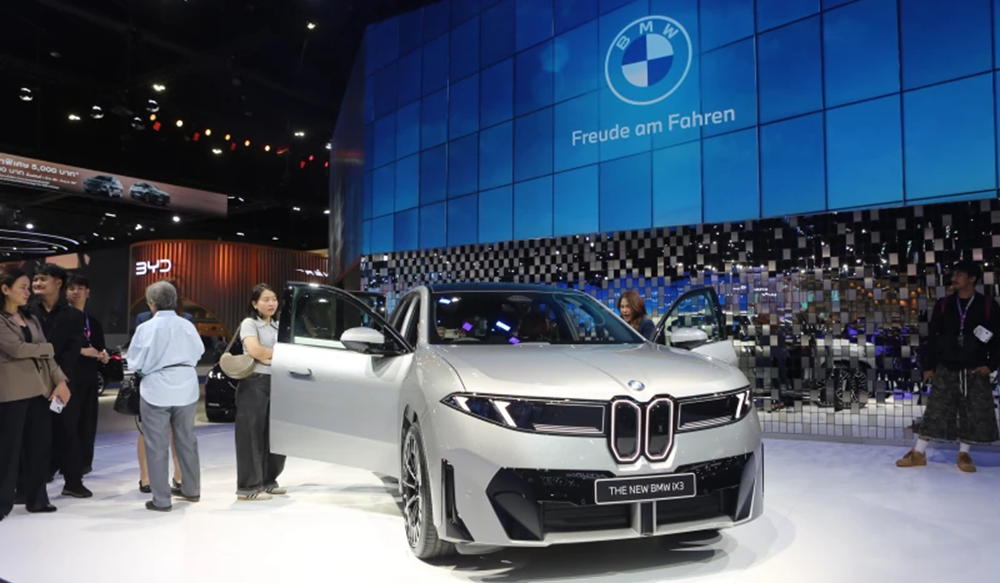 Мировые автопроизводители делают ставку на электромобили