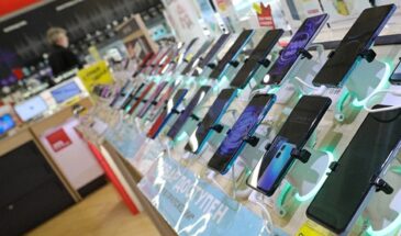 Продажи смартфонов в России превысили полмиллиона штук в неделю