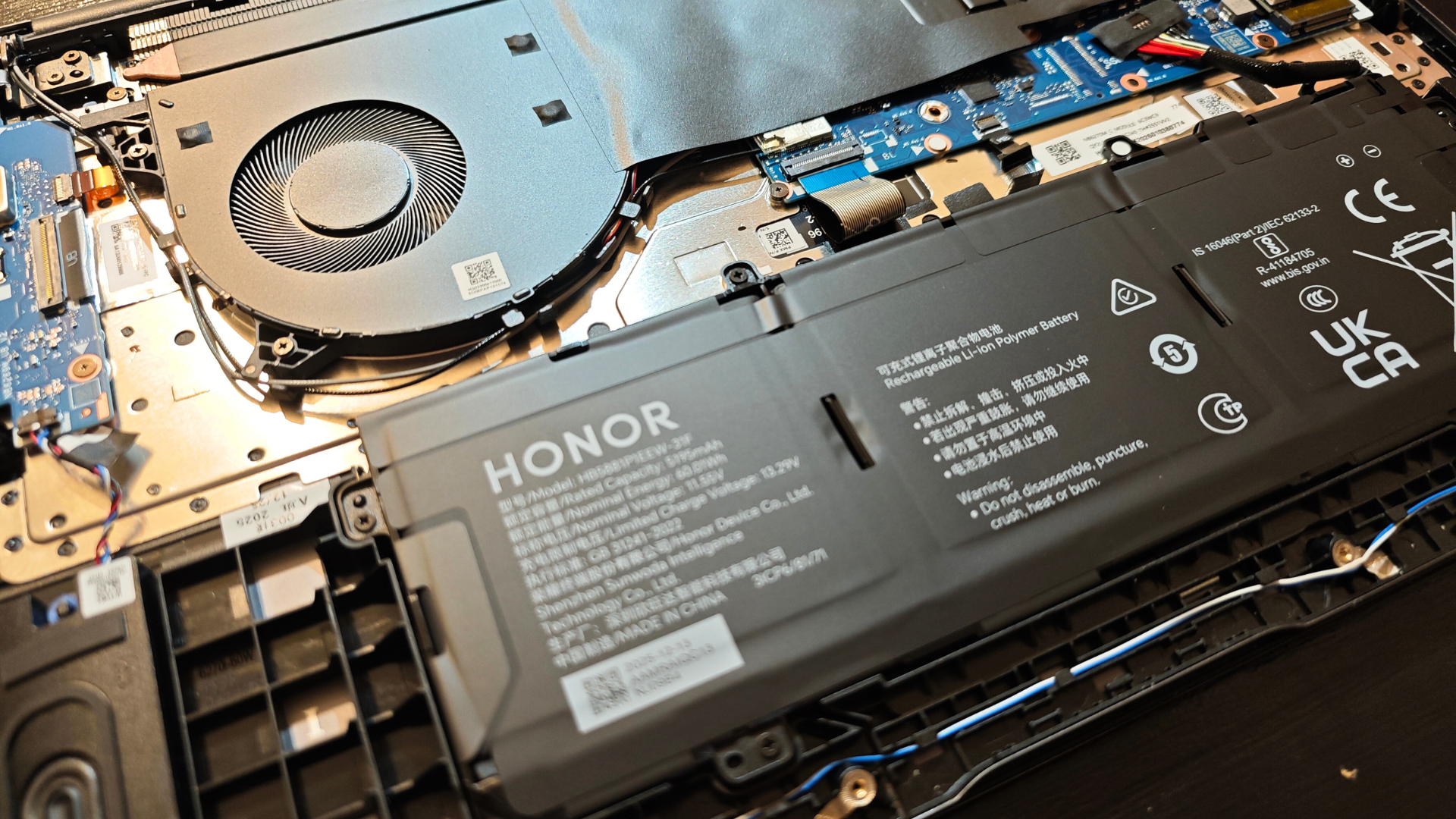 HONOR MagicBook X16 2026