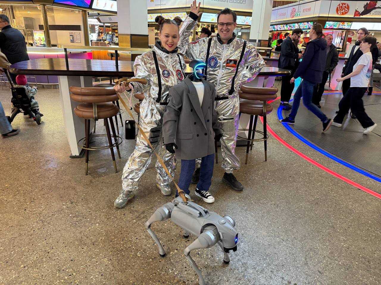 Робота с телеуправлением в формате 360 впервые показали на фестивале технологий