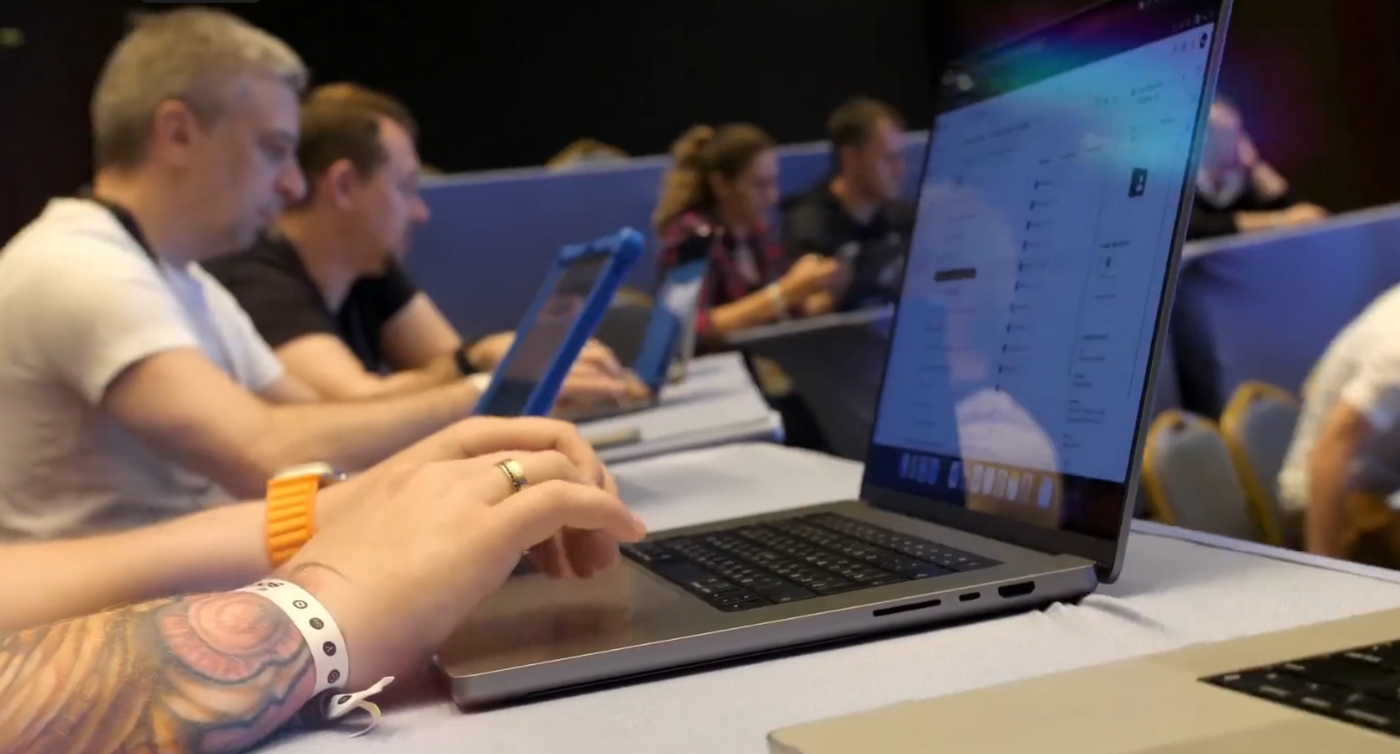 В Сочи состоялся ИТ-кэмп Snow BASE с участием 215 топ-менеджеров