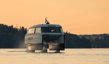 Электрический скоростной паром на подводных крыльях с низким уровнем шума