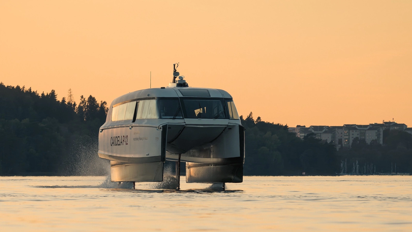 Электрический скоростной паром на подводных крыльях с низким уровнем шума