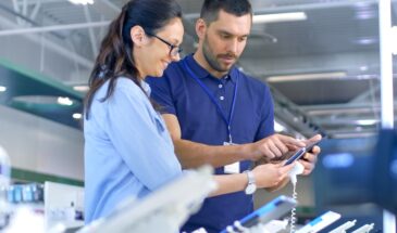 Зарубежных продавцов электроники в РФ могут обязать платить технологический сбор