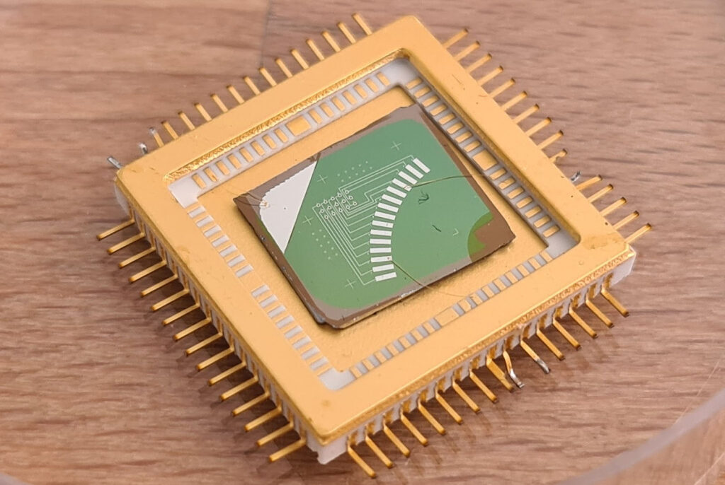 В МФТИ создали сегнетоэлектрическую память с мгновенной загрузкой и вечным хранением