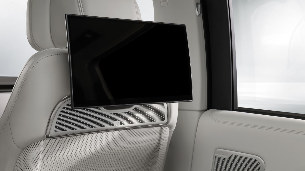 Представлен самый роскошный и технологически продвинутый Range Rover