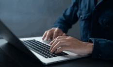 В России запущена новая языковая модель Grom как альтернатива GigaChat