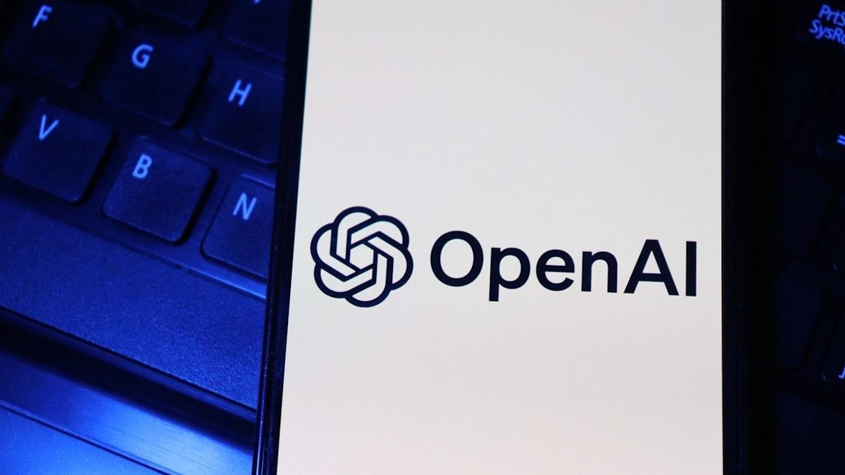 OpenAI обвиняют в передаче личных данных пользователей в Google и Meta*