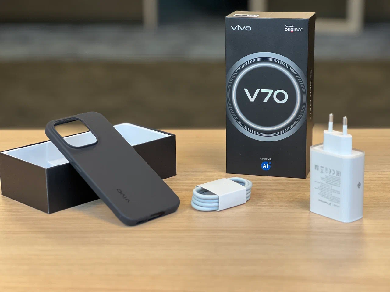 Vivo V70