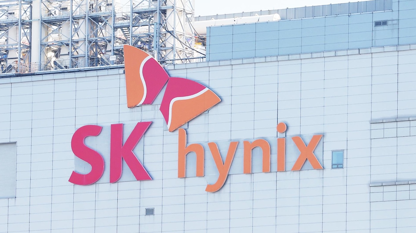 SK Hynix откладывает переход на HBM4 ради расширения производства DDR5