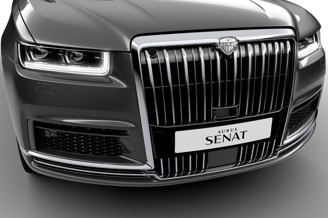 Aurus представит обновленные Senat и Senat Long на ПМЭФ-2026