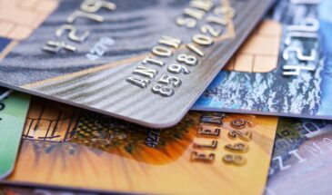 В России создается единая система учета банковских карт для борьбы с дропперством