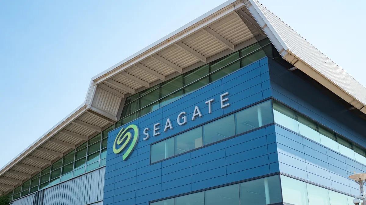 Seagate начнет выпускать рекордные 50-ТБ жесткие диски в 2028 году, большинство уже распродано