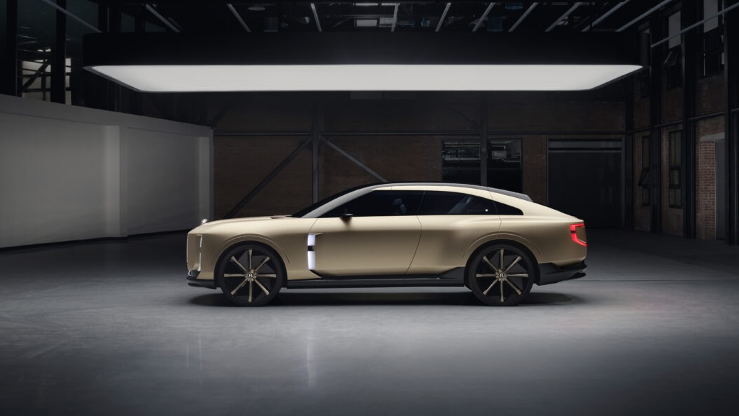 Bentley официально представил свой первый электромобиль — Torcal