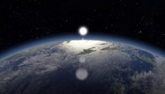 Китай предложил способ добычи энергии в вечно темных кратерах южного полюса Луны.