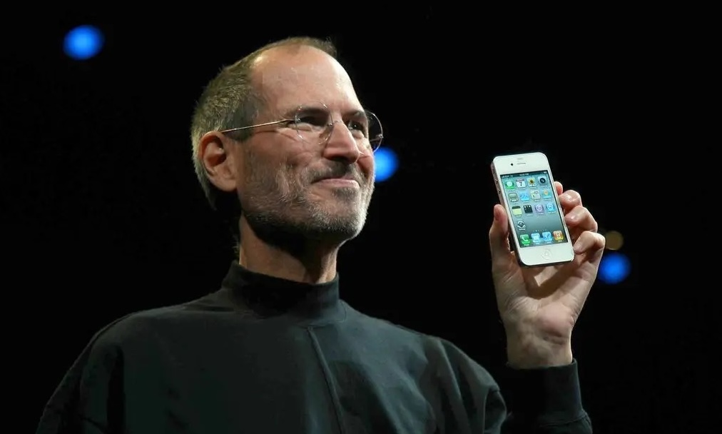 Секретная сделка ЦРУ спасла Стива Джобса от банкротства и вернула в Apple