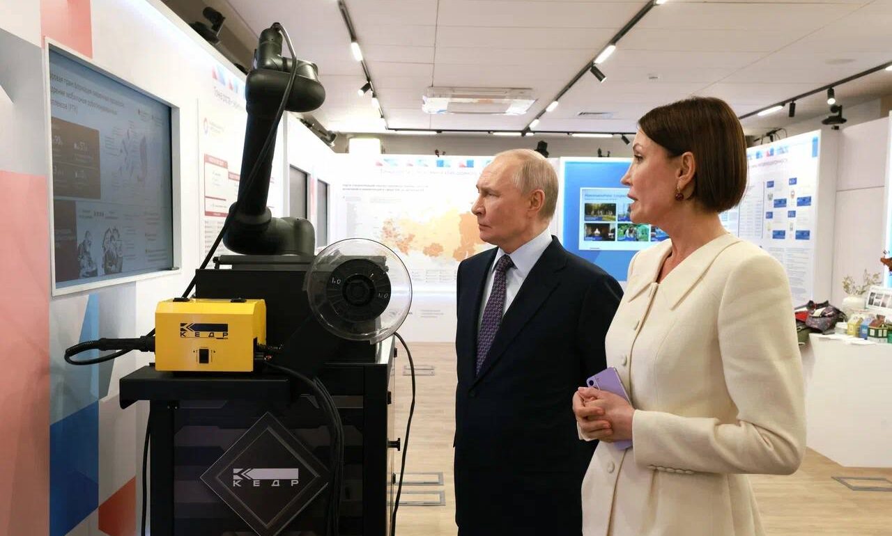 Ростех представил робота-сварщика, повышающего эффективность сварочных работ на 57%