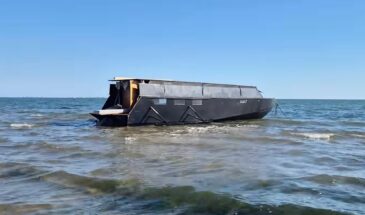Построенная вручную лодка на солнечных батареях прошла 5000 км без единой заправки