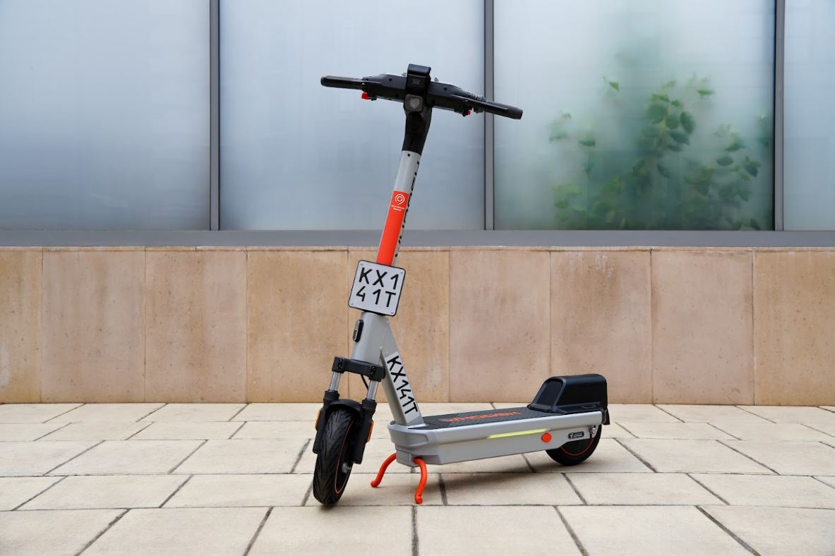 Whoosh и Segway начали городские испытания новой версии совместно разработанного электросамоката