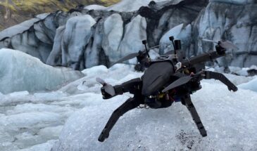 Квадрокоптер Ice Dart цепляется за лед, чтобы следить за айсбергами