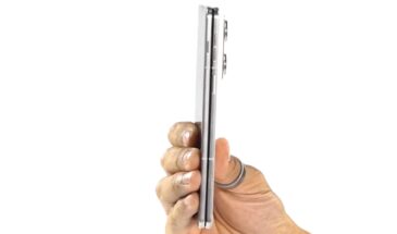 Motorola показала новый складной Razr с компактным корпусом