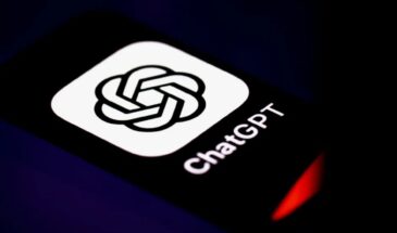 OpenAI привлекла сотни подрядчиков для проверки реальных переписок ChatGPT