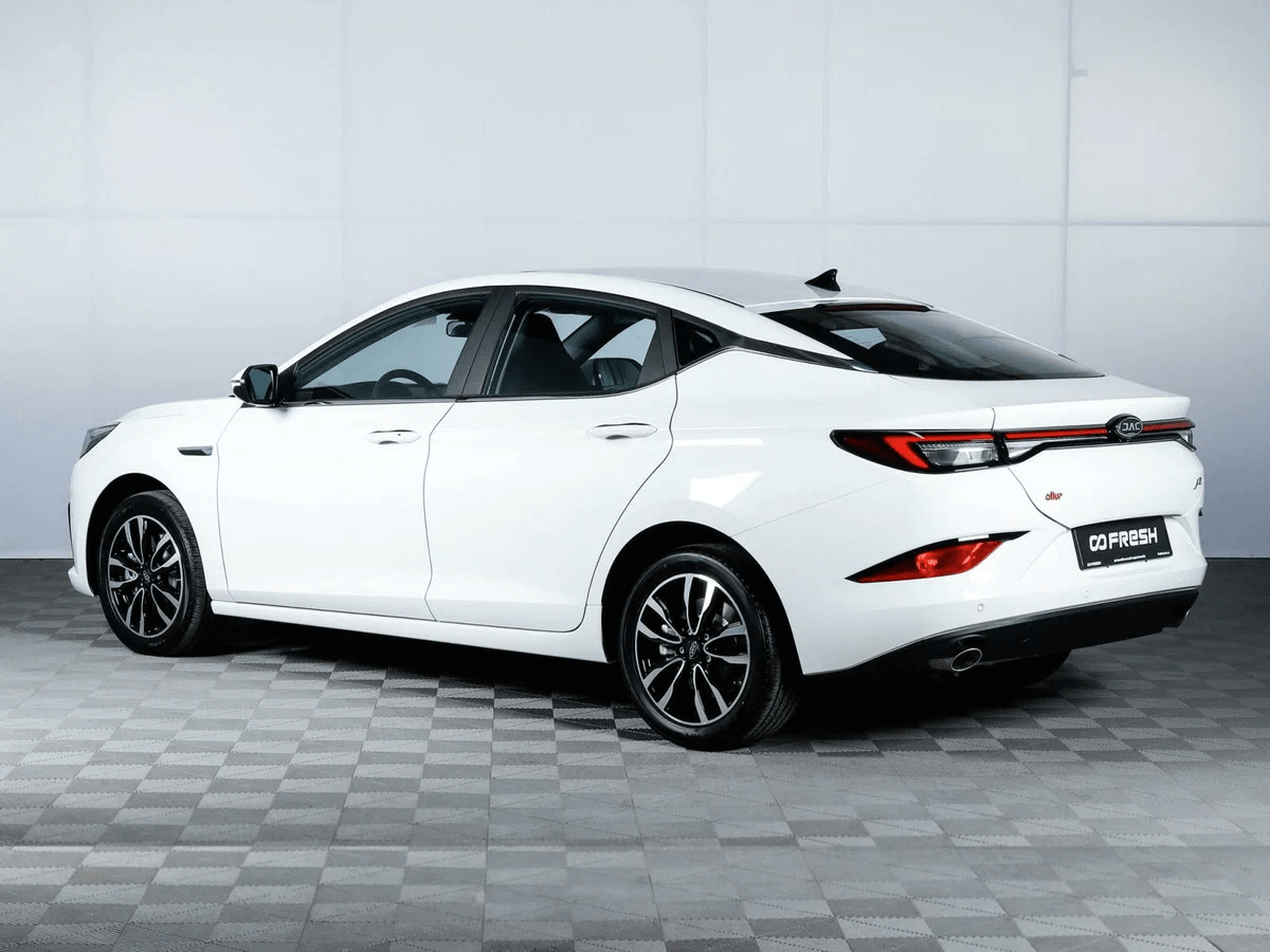 JAC J7 I // Источник: auto.ru