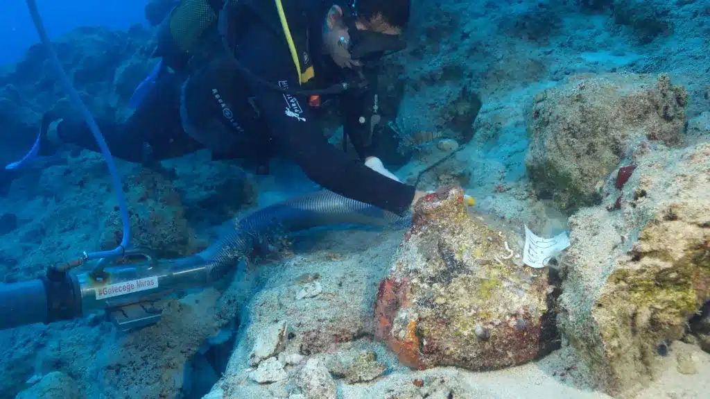 Археологи нашли корабль, затонувший около 4500 лет назад