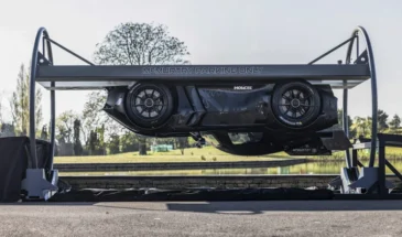 Вентиляторы для прижимной силы появились в автоспорте задолго до Tesla Roadster