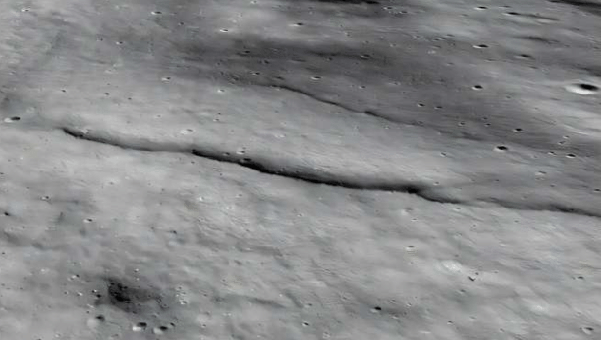 Тысячи вновь обнаруженных разломов на Луне могут повлиять на будущие миссии